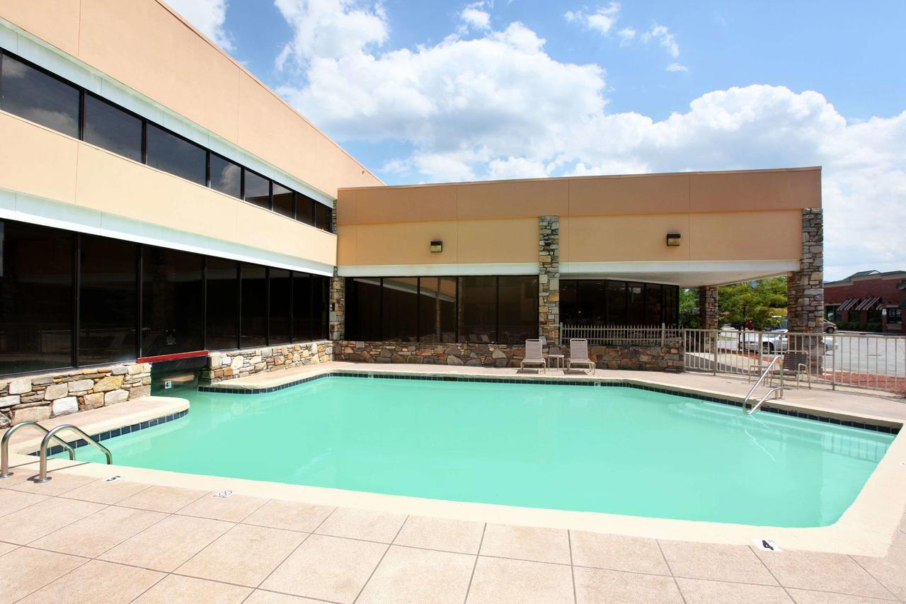 Ramada By Wyndham Asheville / Biltmore West Facilities photo