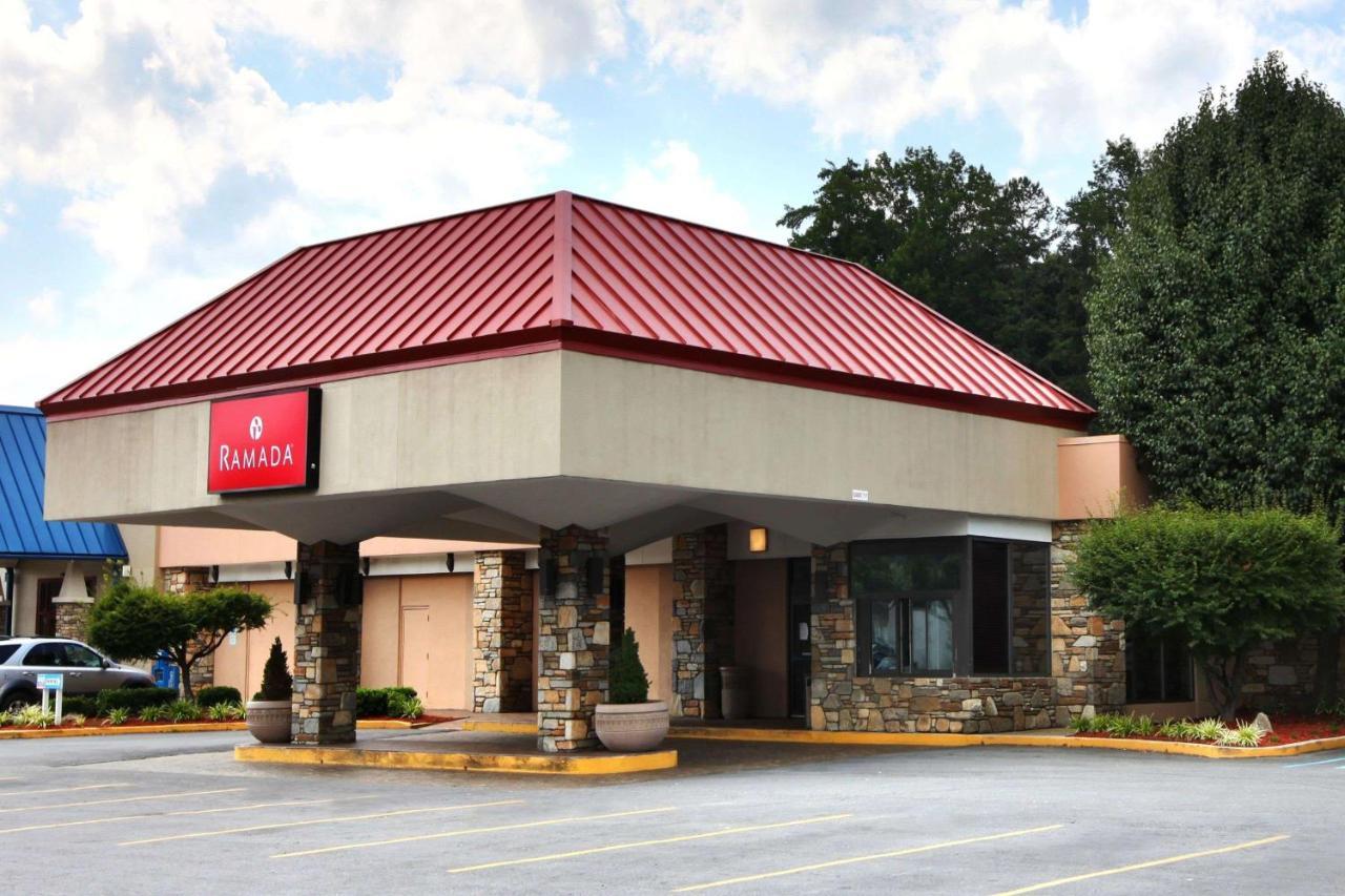 Ramada By Wyndham Asheville / Biltmore West Exterior photo